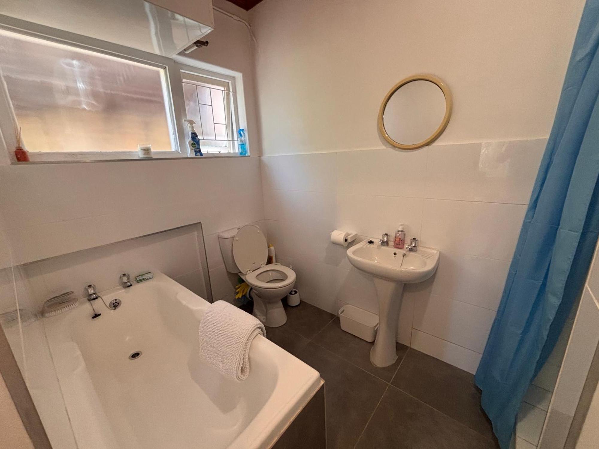 Highlands Self Catering Apartment Cape Town Bagian luar foto